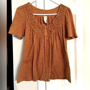 Dark mustard/gold Anthropologie Tee Size M